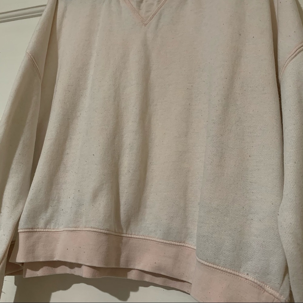 FREE w/ BUNDLE Baby Pink Crewneck Sweatshirt - as is - Picture 3 of 12